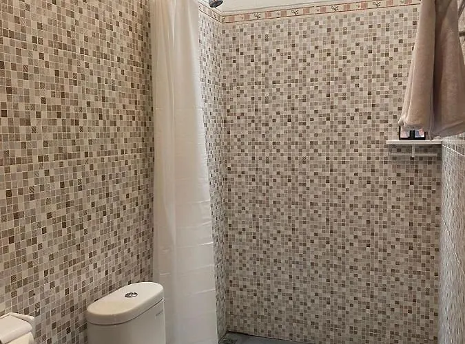 Goestlie Berawa Guest house